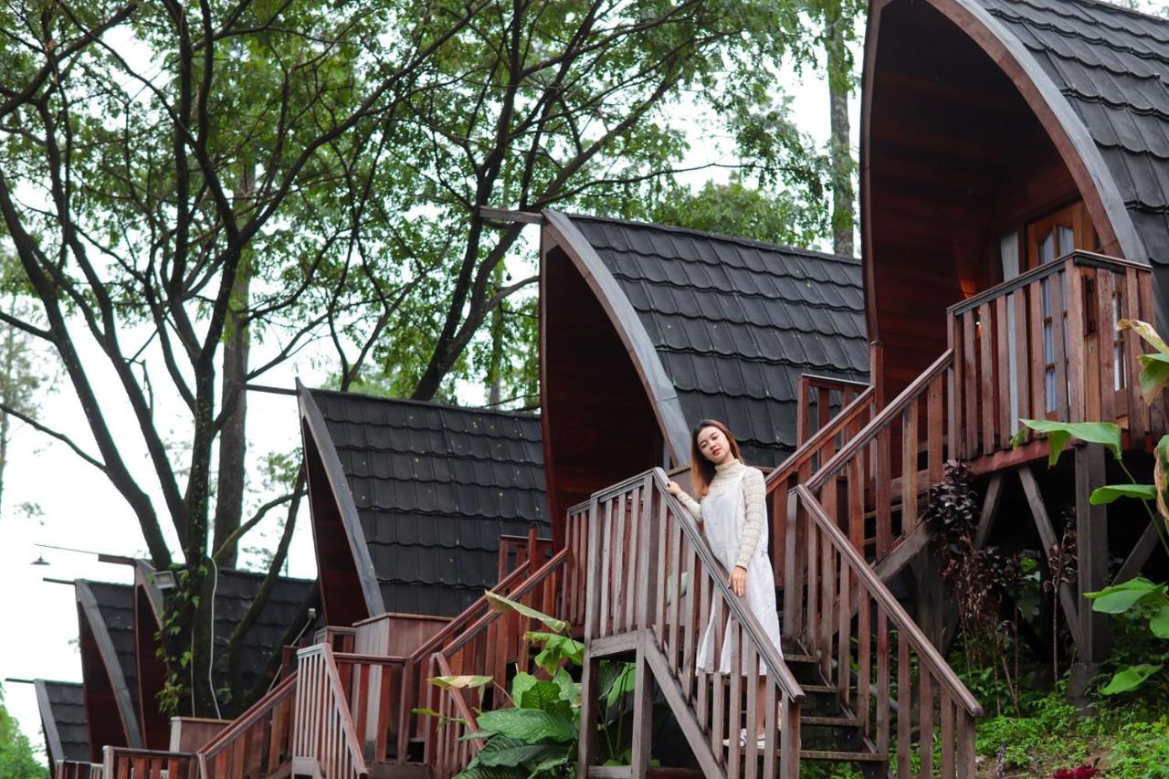 Welirang Forest Pacet Villa Mojokerto Esterno foto